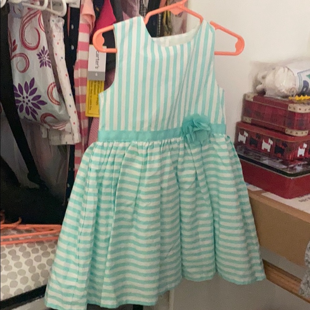 Girls dress